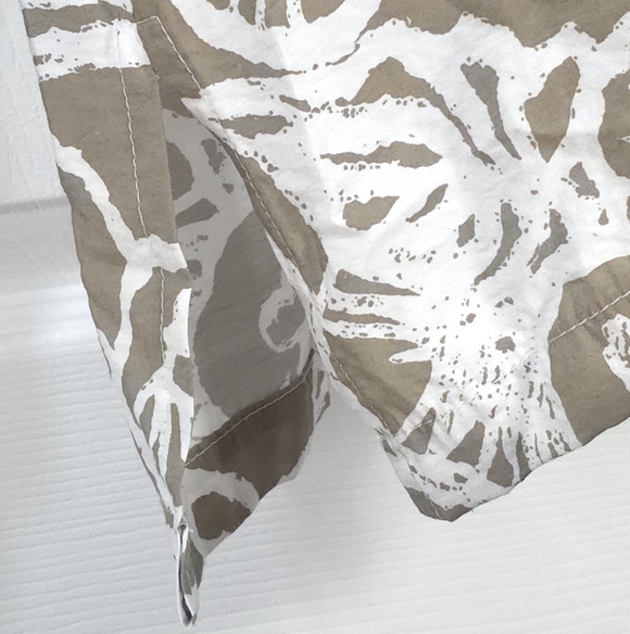 Tilley Deadstock Tunic Shirt Button Down Long Line Rayon Blend Size L VTG - Picture 8 of 9